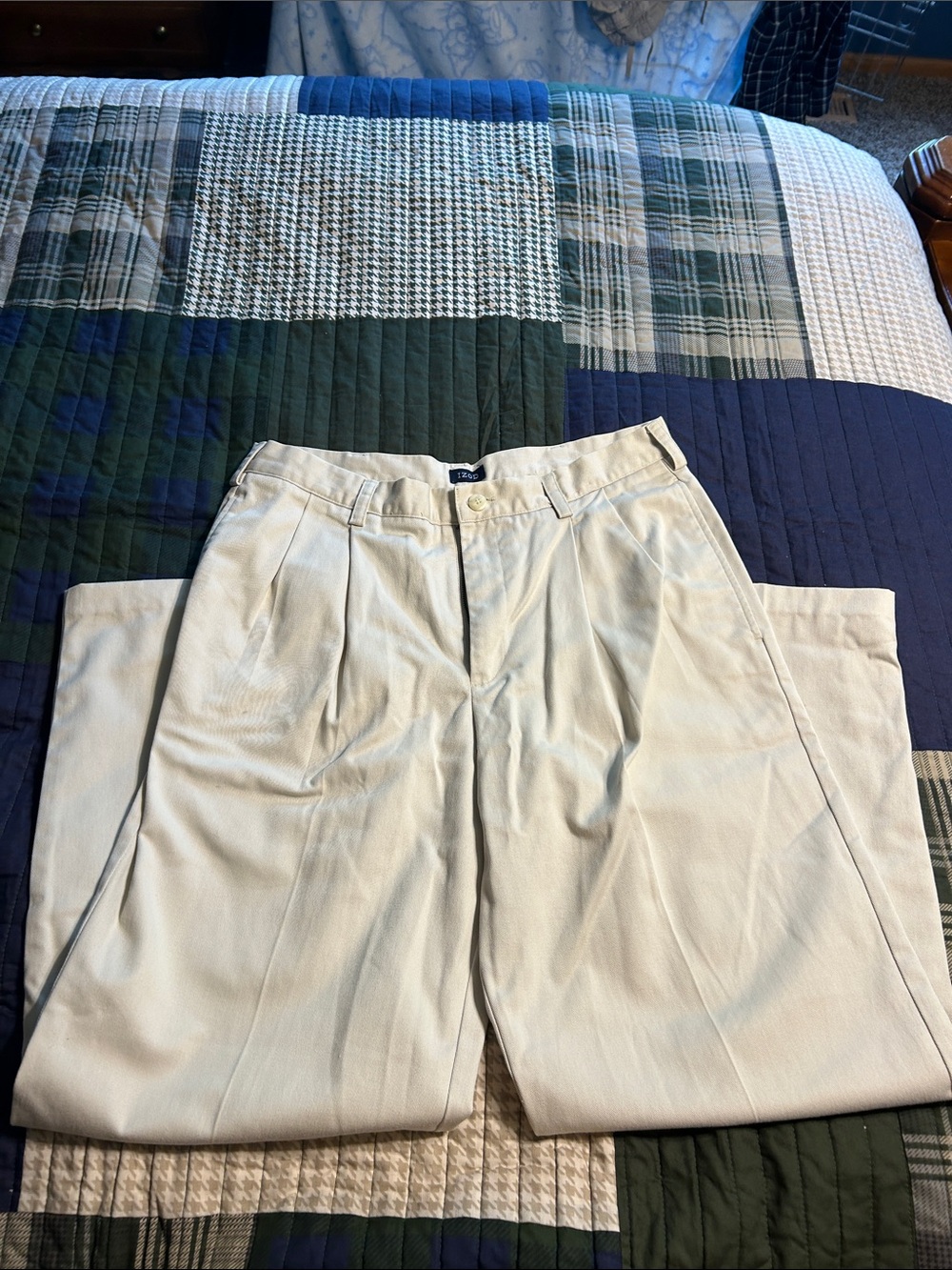 Classic Men’s Izod Dress Pants — Cream 32*32